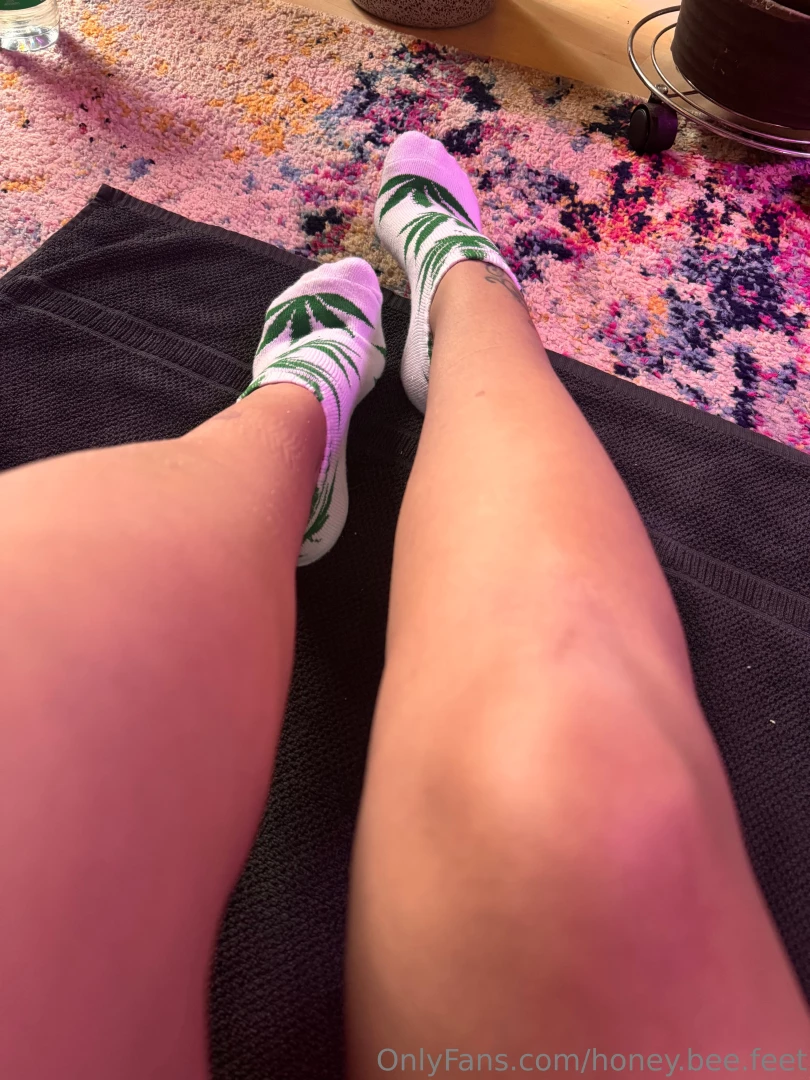 honey.bee.feet [ honey-bee-feet ] Onlyfans leaked photo 18613574 on Hotleaks.tv