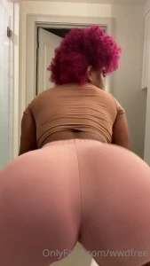 1843918