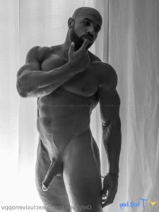 aj-exclusive