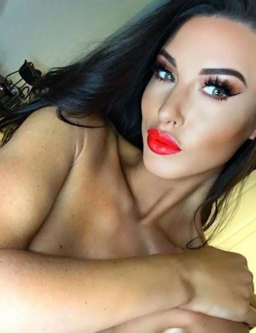Alice Goodwin [ xalicegoodwinx ] Onlyfans leaked photo 1244085 on Hotleaks.tv
