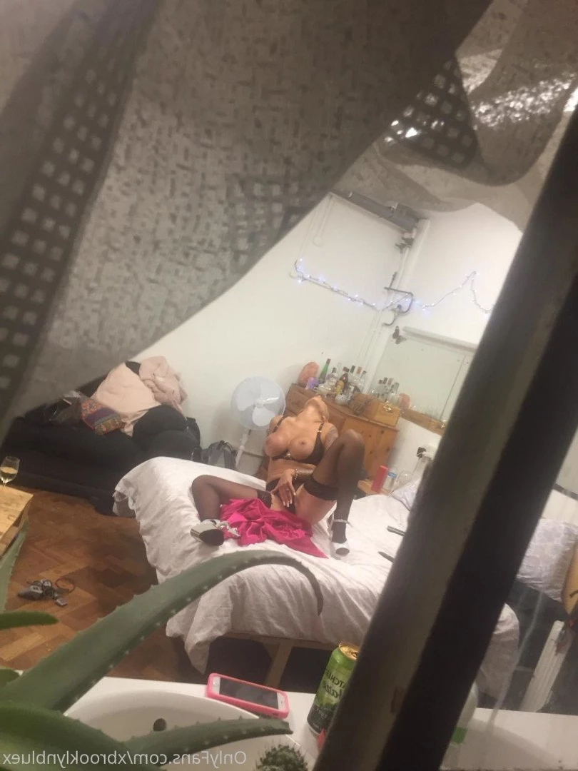 Miss Brooklyn Blue [ xbrooklynbluex ] Onlyfans leaked photo 1247256 on Hotleaks.tv