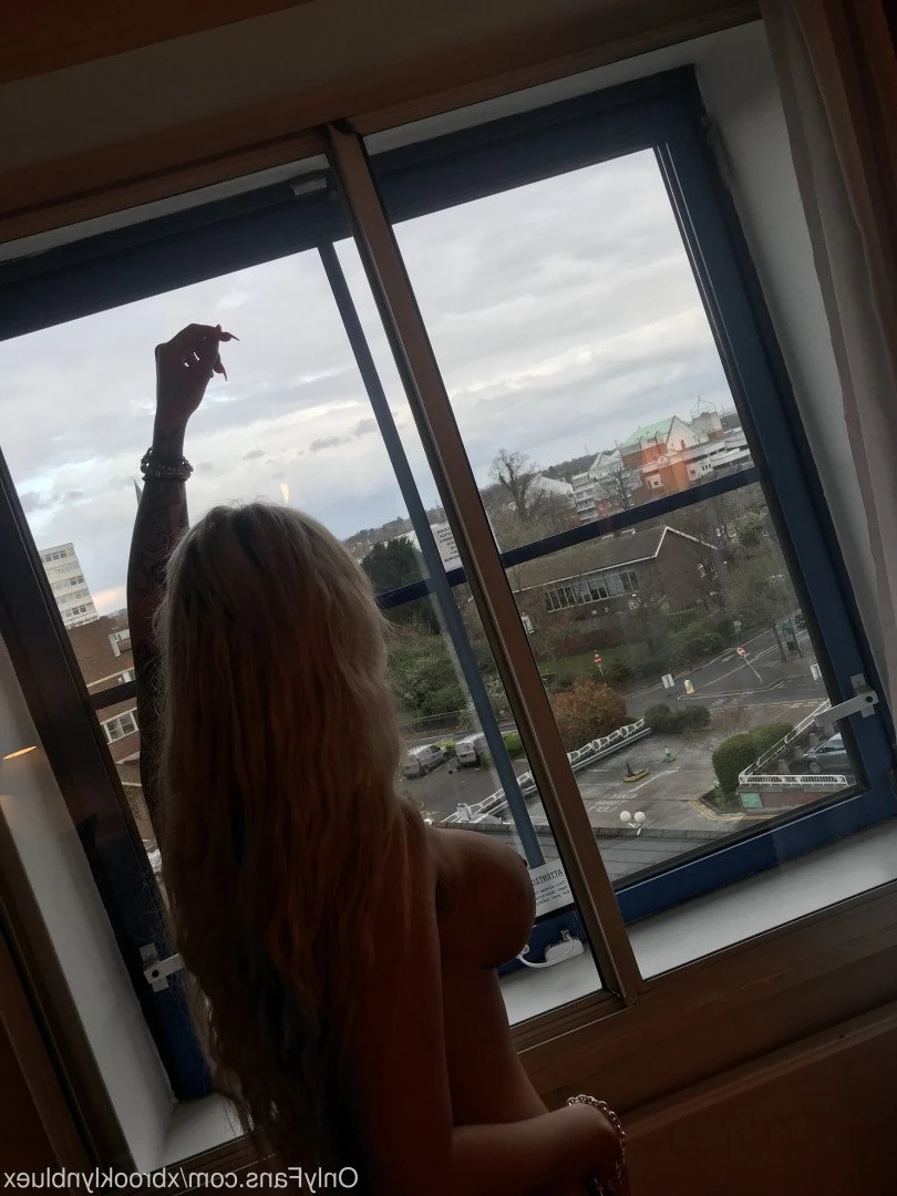 Miss Brooklyn Blue [ xbrooklynbluex ] Onlyfans leaked photo 1247285 on Hotleaks.tv