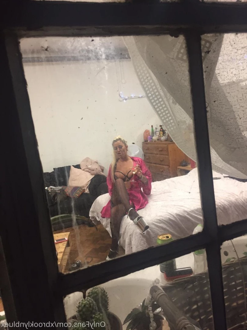 Miss Brooklyn Blue [ xbrooklynbluex ] Onlyfans leaked photo 1247447 on Hotleaks.tv