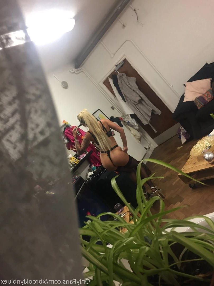 Miss Brooklyn Blue [ xbrooklynbluex ] Onlyfans leaked photo 1247506 on Hotleaks.tv