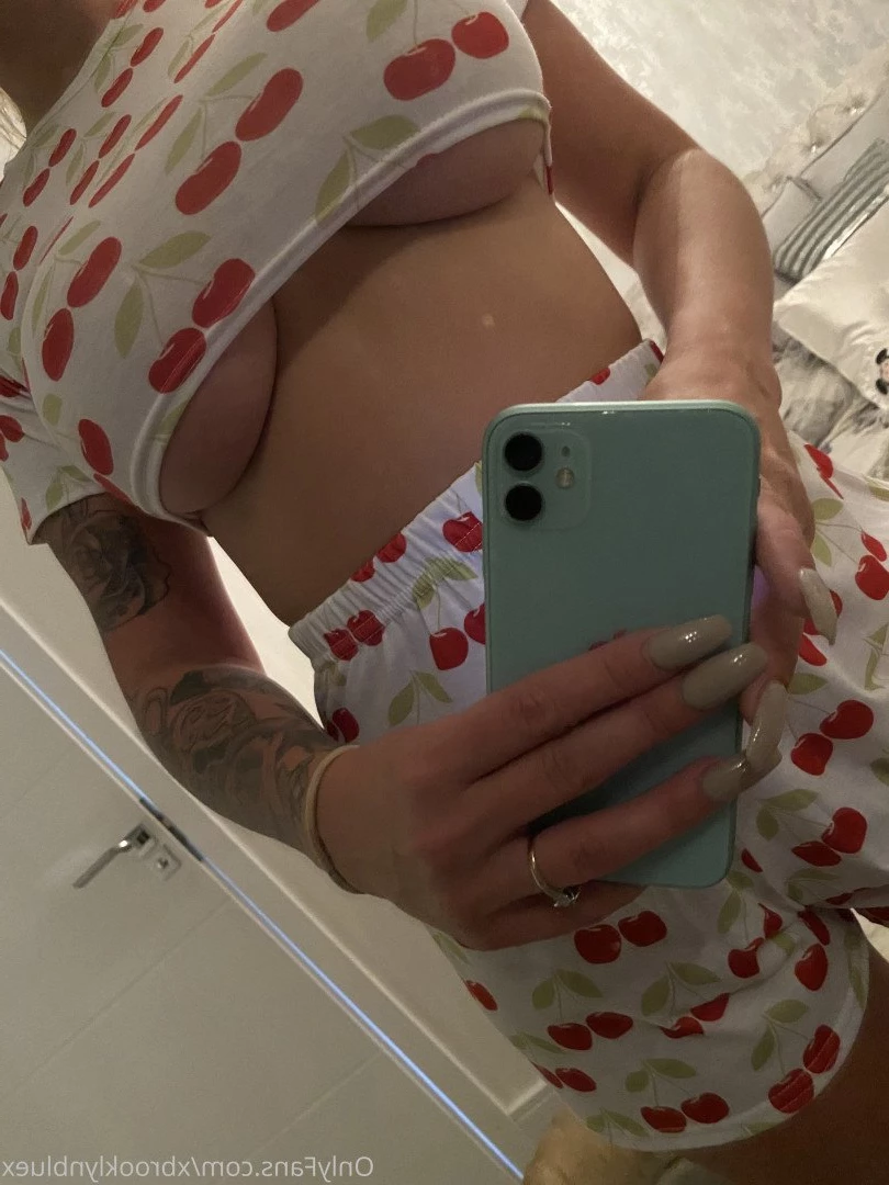 Miss Brooklyn Blue [ xbrooklynbluex ] Onlyfans leaked photo 1247757 on Hotleaks.tv