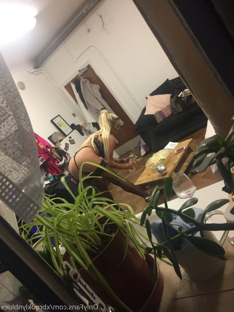 Miss Brooklyn Blue [ xbrooklynbluex ] Onlyfans leaked photo 1247877 on Hotleaks.tv