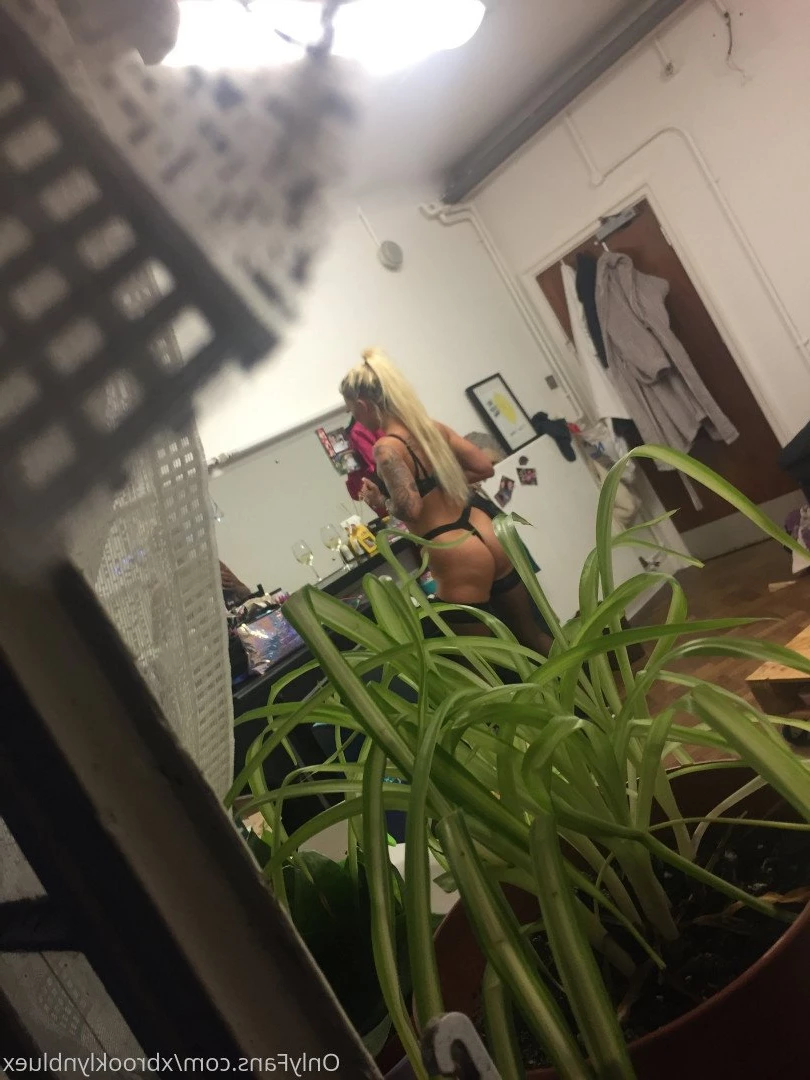 Miss Brooklyn Blue [ xbrooklynbluex ] Onlyfans leaked photo 1248182 on Hotleaks.tv