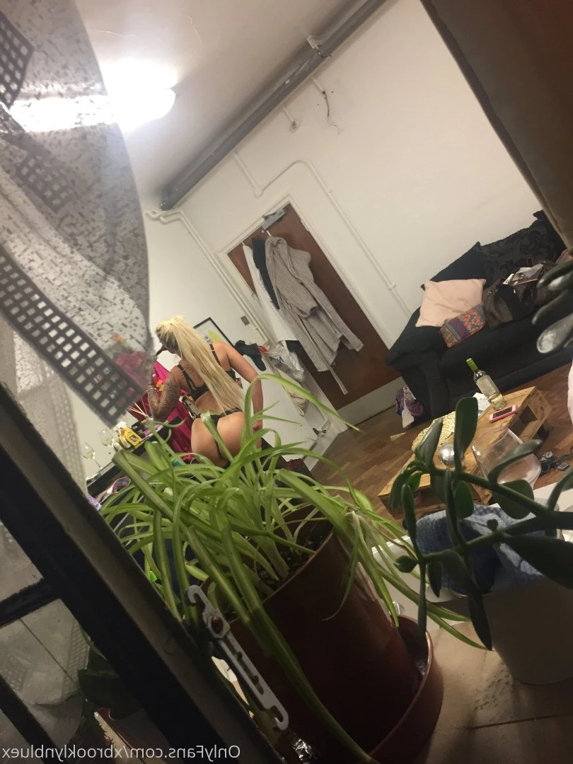 Miss Brooklyn Blue [ xbrooklynbluex ] Onlyfans leaked photo 1248955 on Hotleaks.tv
