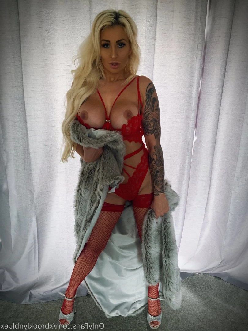 Miss Brooklyn Blue [ xbrooklynbluex ] Onlyfans leaked photo 1249081 on Hotleaks.tv