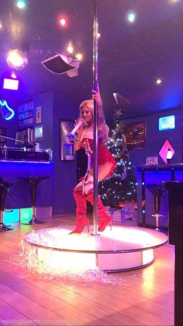 Miss Brooklyn Blue [ xbrooklynbluex ] Onlyfans leaked photo 1250205 on Hotleaks.tv