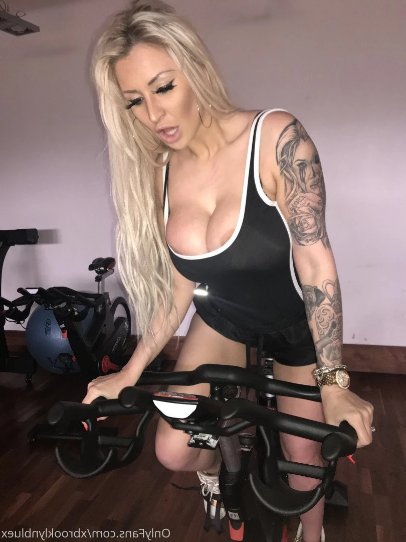 Miss Brooklyn Blue [ xbrooklynbluex ] Onlyfans leaked photo 1250280 on Hotleaks.tv