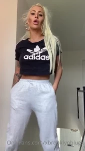 Miss Brooklyn Blue [ xbrooklynbluex ] Onlyfans leaked video 1845005 on Hotleaks.tv