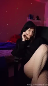 18660256