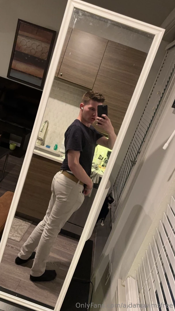 aidanswimsfree Onlyfans leaked photo 18621945 on Hotleaks.tv