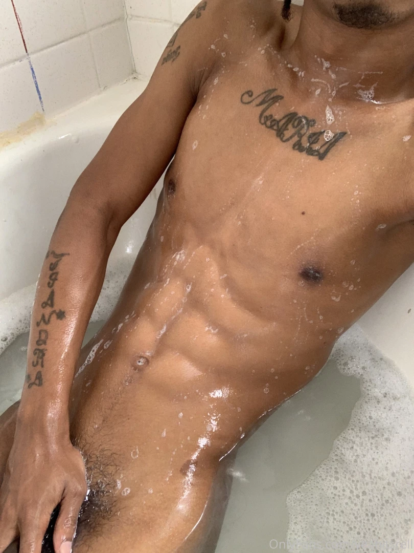 yeahitsrell Onlyfans leaked photo 18623425 on Hotleaks.tv