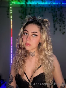 18623711