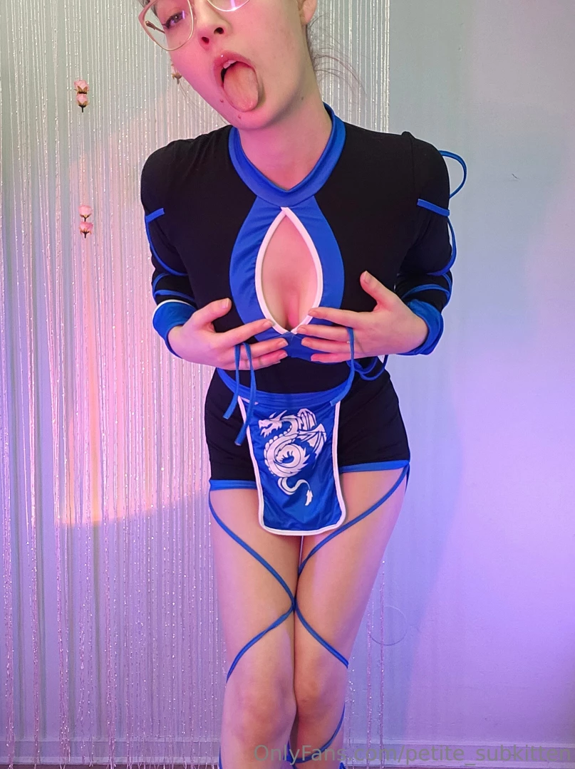 petite_subkitten [ petite-subkitten ] Onlyfans leaked photo 18624630 on Hotleaks.tv
