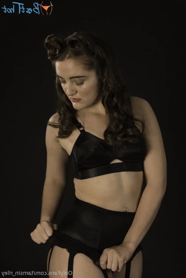 tamsin_riley [ tamsin-riley ] Onlyfans leaked photo 18623959 on Hotleaks.tv