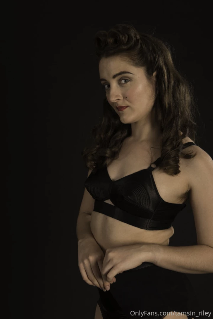 tamsin_riley [ tamsin-riley ] Onlyfans leaked photo 18623961 on Hotleaks.tv