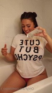 xoxo_t  TOP 0.02% [ xoxo_t ] Onlyfans leaked video 2736362 on Hotleaks.tv