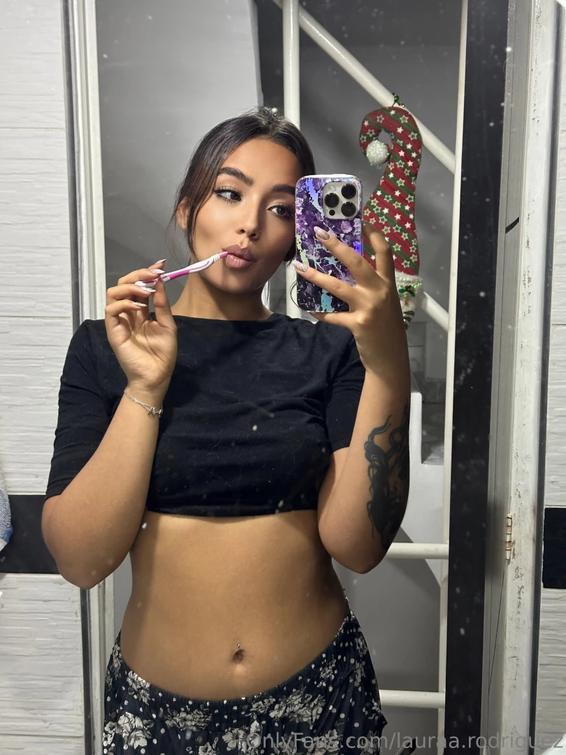 lauraa.rodriguez [ lauraa-rodriguez ] Onlyfans leaked photo 18625910 on Hotleaks.tv