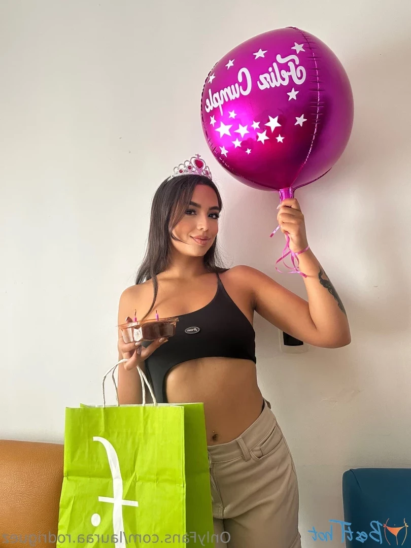 lauraa.rodriguez [ lauraa-rodriguez ] Onlyfans leaked photo 18626334 on Hotleaks.tv