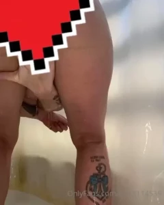 18627562