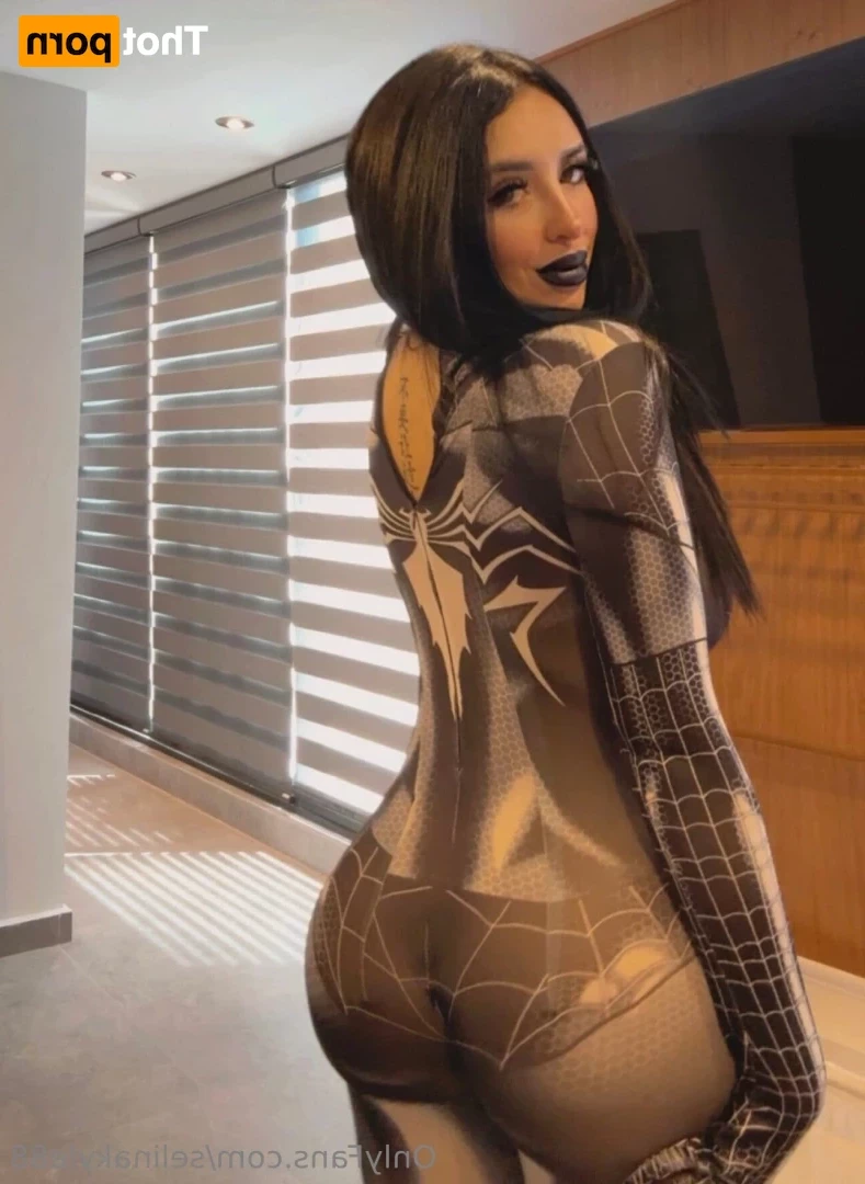 fridaberridioficial Onlyfans leaked photo 18627687 on Hotleaks.tv