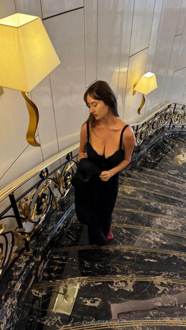 sasha_araki_vip [ sasha-araki-vip ] Onlyfans leaked photo 18629275 on Hotleaks.tv