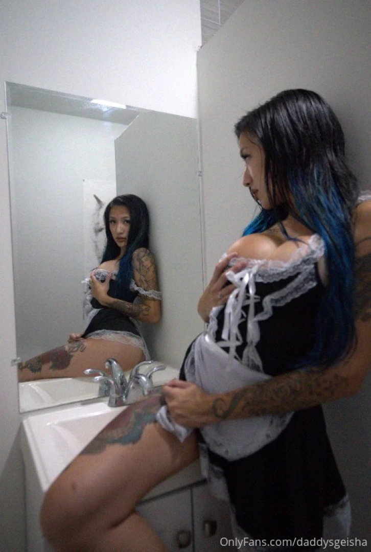daddysgeisha Onlyfans leaked photo 18629345 on Hotleaks.tv