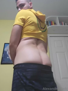 18635425