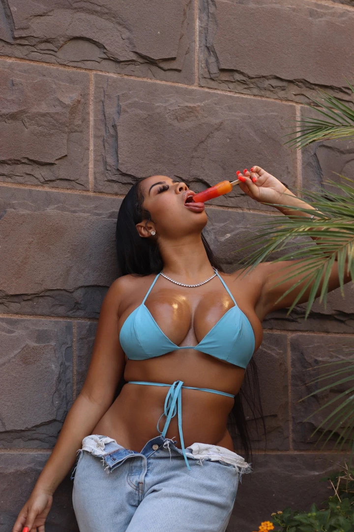 yasminelopez Onlyfans leaked photo 9941304 on Hotleaks.tv