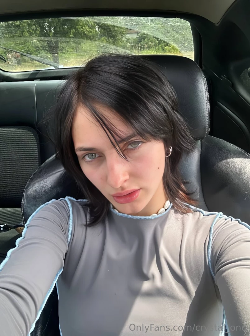 crystal_one [ crystal-one ] Onlyfans leaked photo 18633436 on Hotleaks.tv