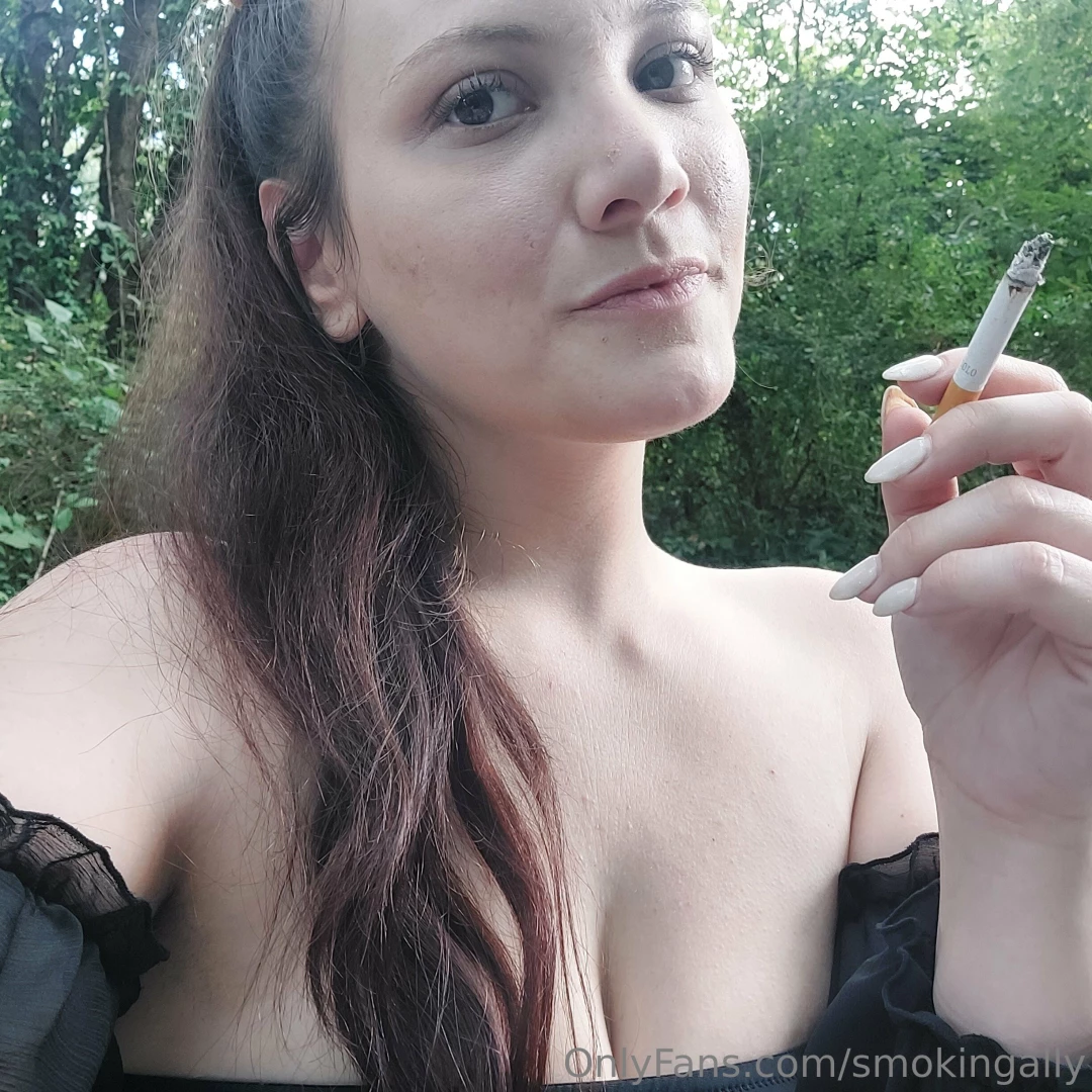smokingally Onlyfans leaked photo 18635060 on Hotleaks.tv