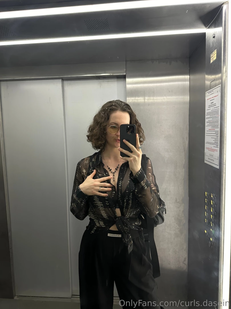 curls.dasein [ curls-dasein ] Onlyfans leaked photo 18638026 on Hotleaks.tv