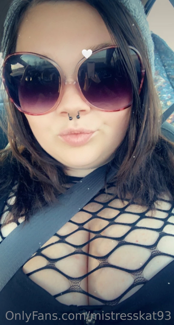 mistresskat93 Onlyfans leaked photo 18644945 on Hotleaks.tv
