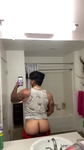 18646878
