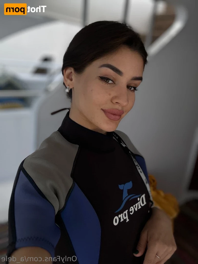 a_dele [ a-dele ] Onlyfans leaked photo 18651152 on Hotleaks.tv