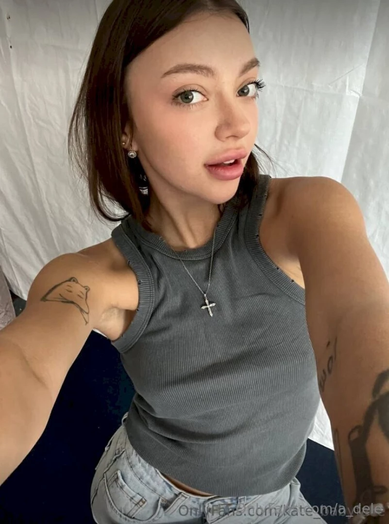 a_dele [ a-dele ] Onlyfans leaked photo 18651981 on Hotleaks.tv