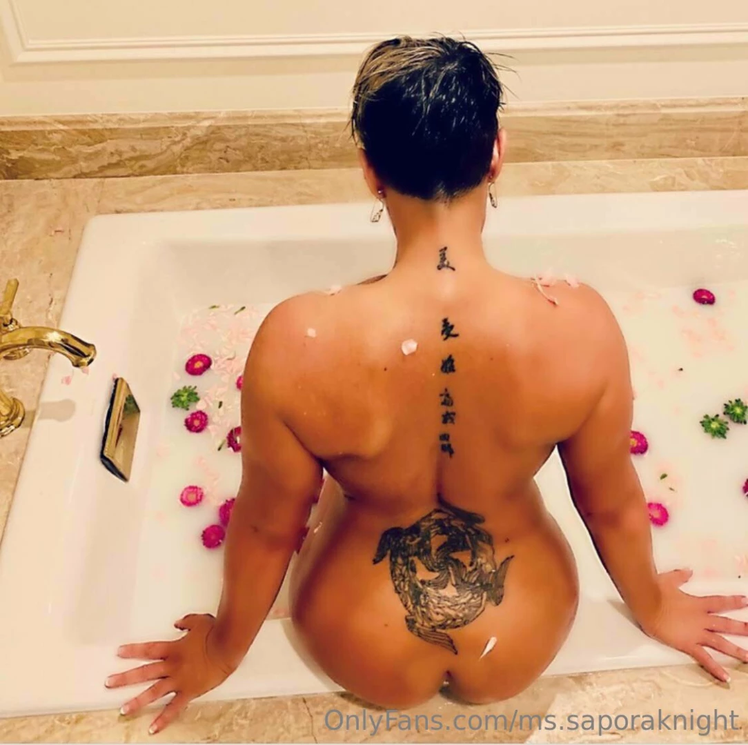 naughtyhousewifesapora Onlyfans leaked photo 18657676 on Hotleaks.tv