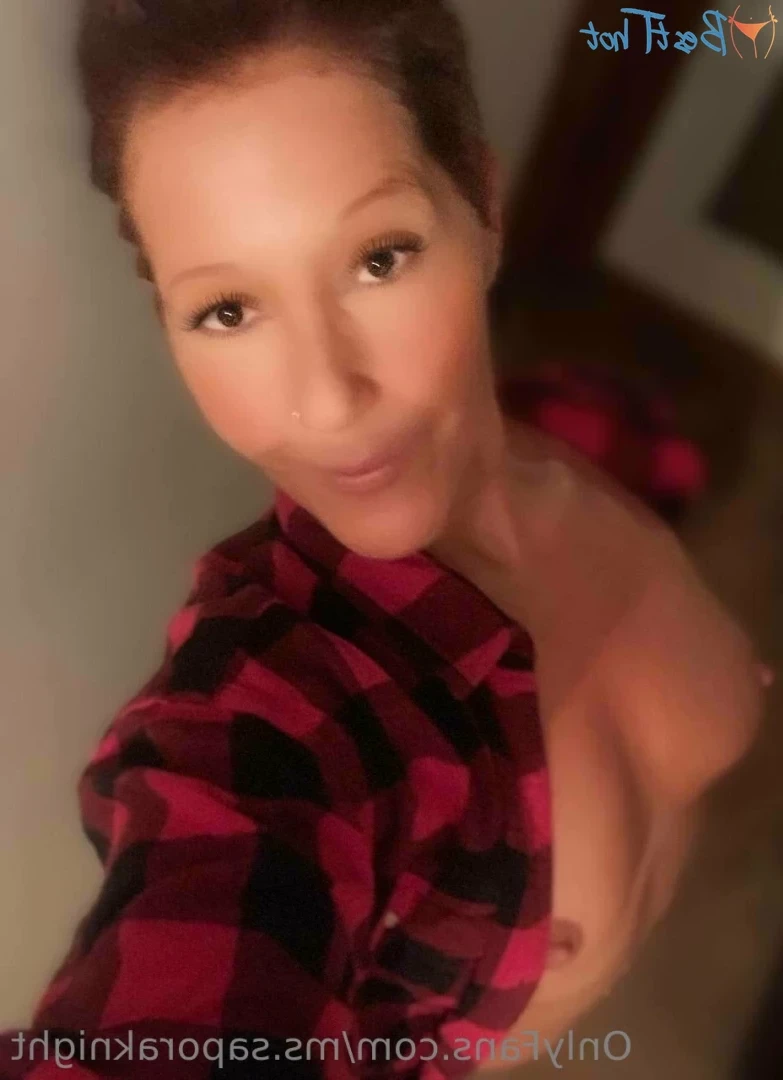 naughtyhousewifesapora Onlyfans leaked photo 18657754 on Hotleaks.tv