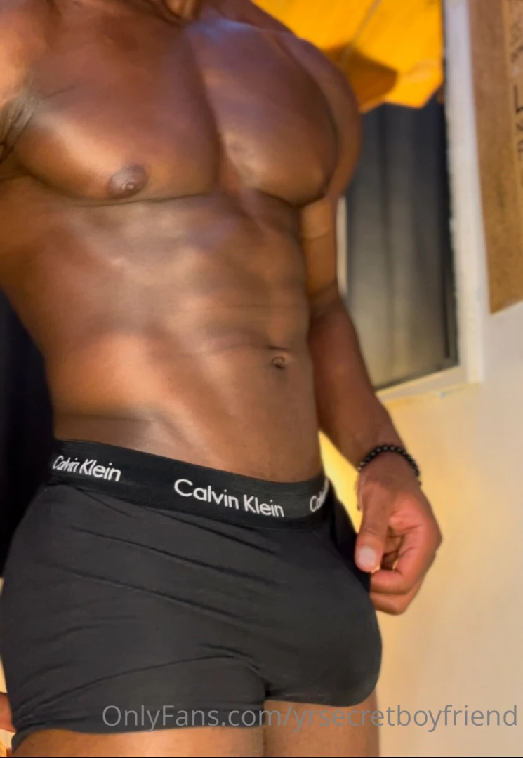 yrsecretboyfriend Onlyfans leaked photo 18664530 on Hotleaks.tv