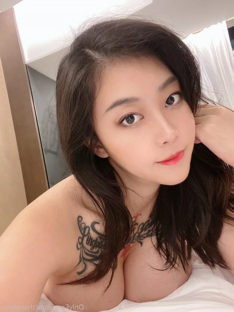 zhangheyu Onlyfans leaked photo 1289535 on Hotleaks.tv