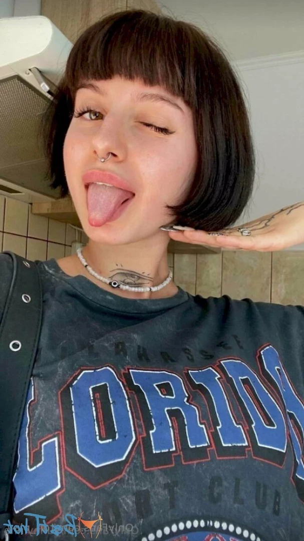 tori_play [ tori-play ] Onlyfans leaked photo 18668499 on Hotleaks.tv