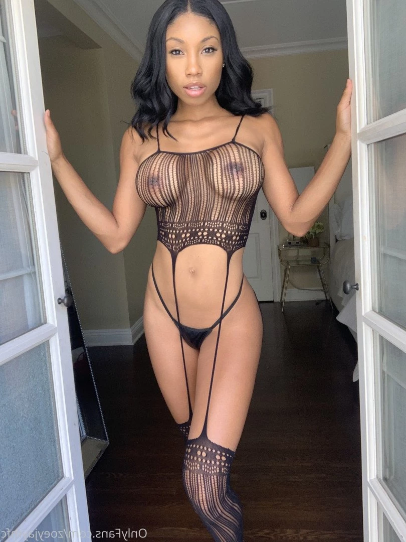 Girlfriend Zoey [ zoeyjaymfc ] Onlyfans leaked photo 1290247 on Hotleaks.tv