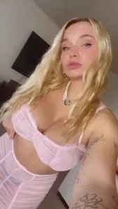 Zoie B [ zoieburgher ] Onlyfans leaked video 18352375 on Hotleaks.tv
