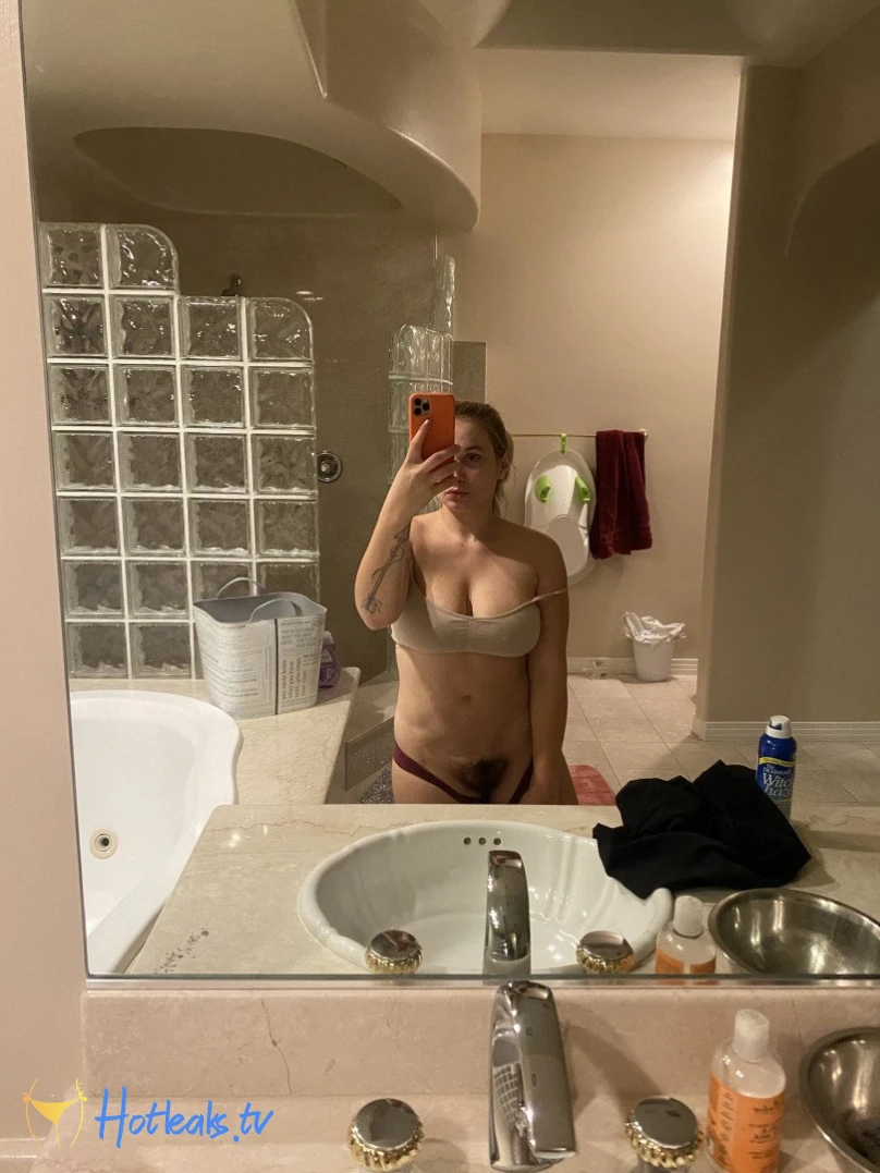 Zoie B [ zoieburgher ] Onlyfans leaked photo 1290549 on Hotleaks.tv