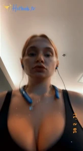 Zoie B [ zoieburgher ] Onlyfans leaked video 1864224 on Hotleaks.tv