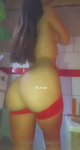 Lily💗18 YEAR OLD STUDENT😉 [ shawlily4 ] Onlyfans leaked video 18352147 on Hotleaks.tv