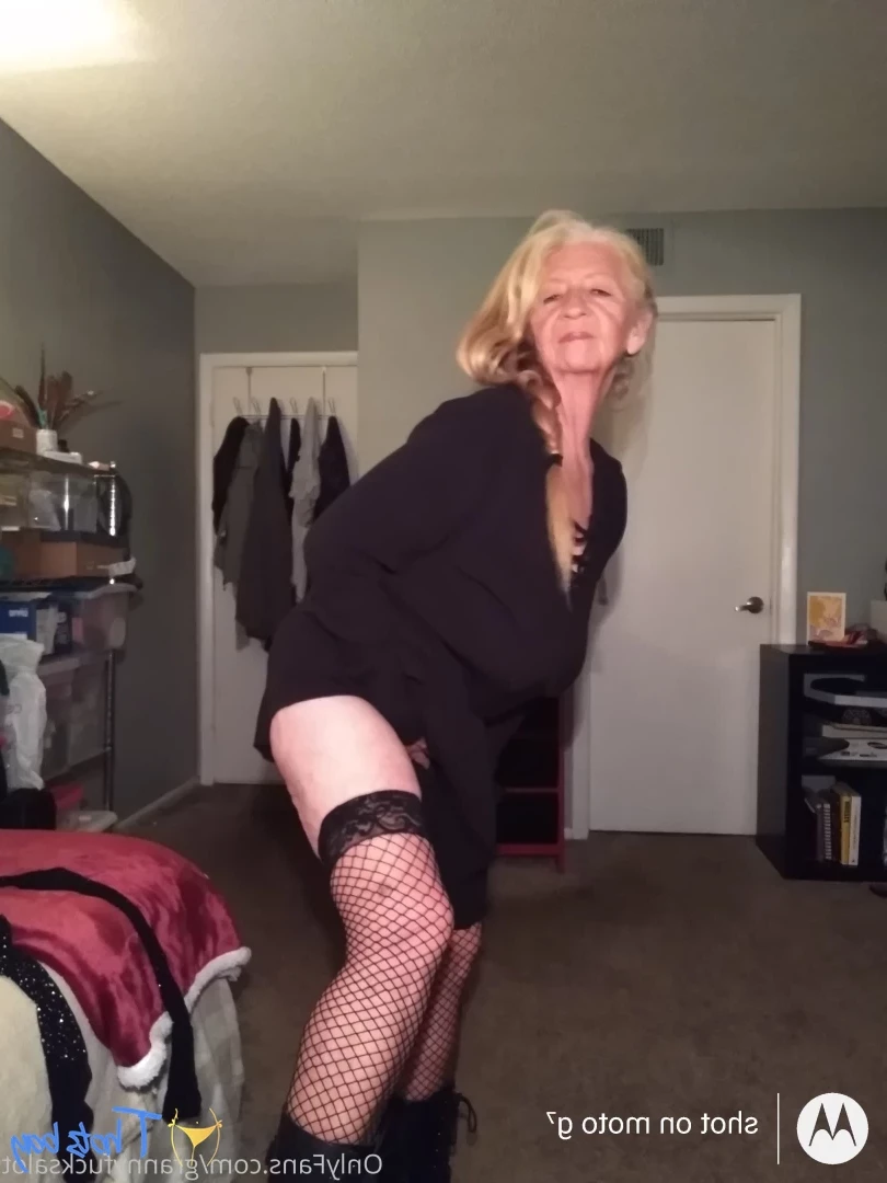 grannyfuxalot Onlyfans leaked photo 18673878 on Hotleaks.tv